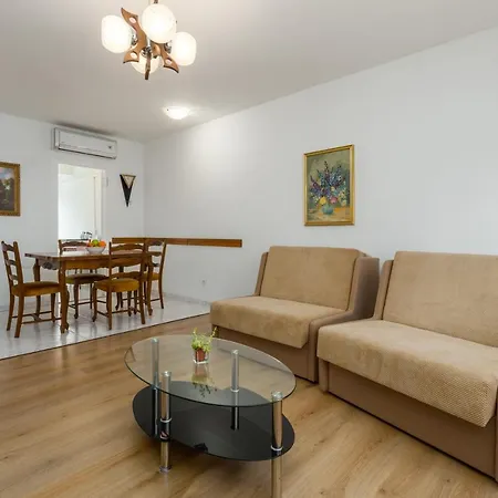 Διαμέρισμα Nika Πούλα